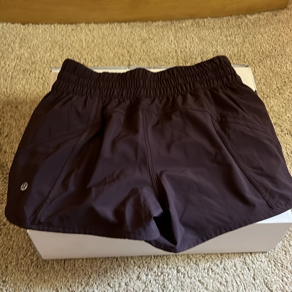 Lululemon Hotty Hot Lined Short